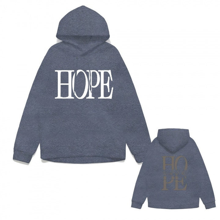 Kvindernes hoodie med iøjnefaldende bogstaver og praktisk designet kængurulomme Skovae