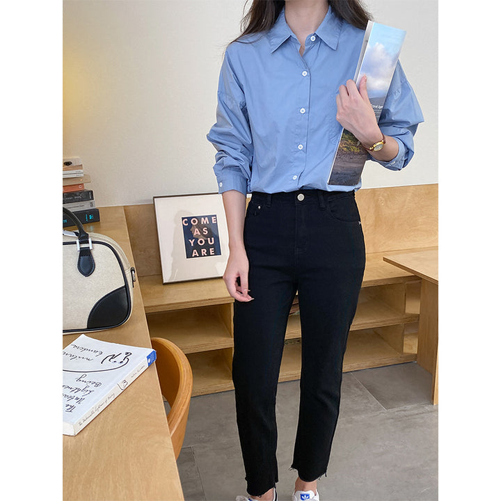 Kvindernes elegante og afslappede bluse med en let oversized pasform Stilla
