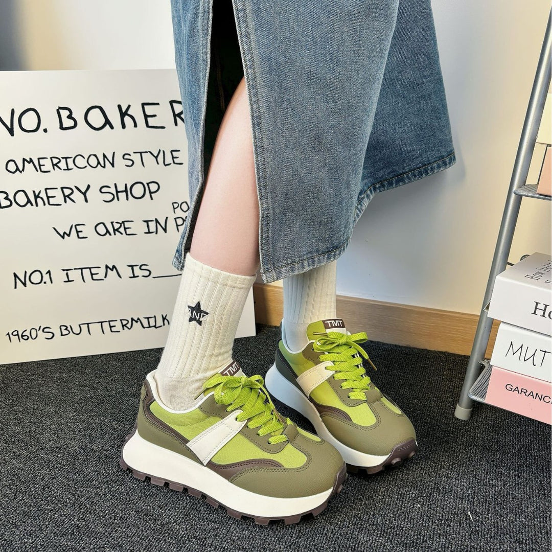Dame Sporty Sneakers med stabil profilsål og åndbar overfladestruktur Stilla