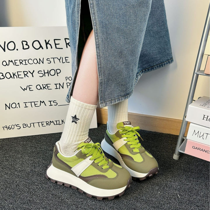 Dame Sporty Sneakers med stabil profilsål og åndbar overfladestruktur Stilla