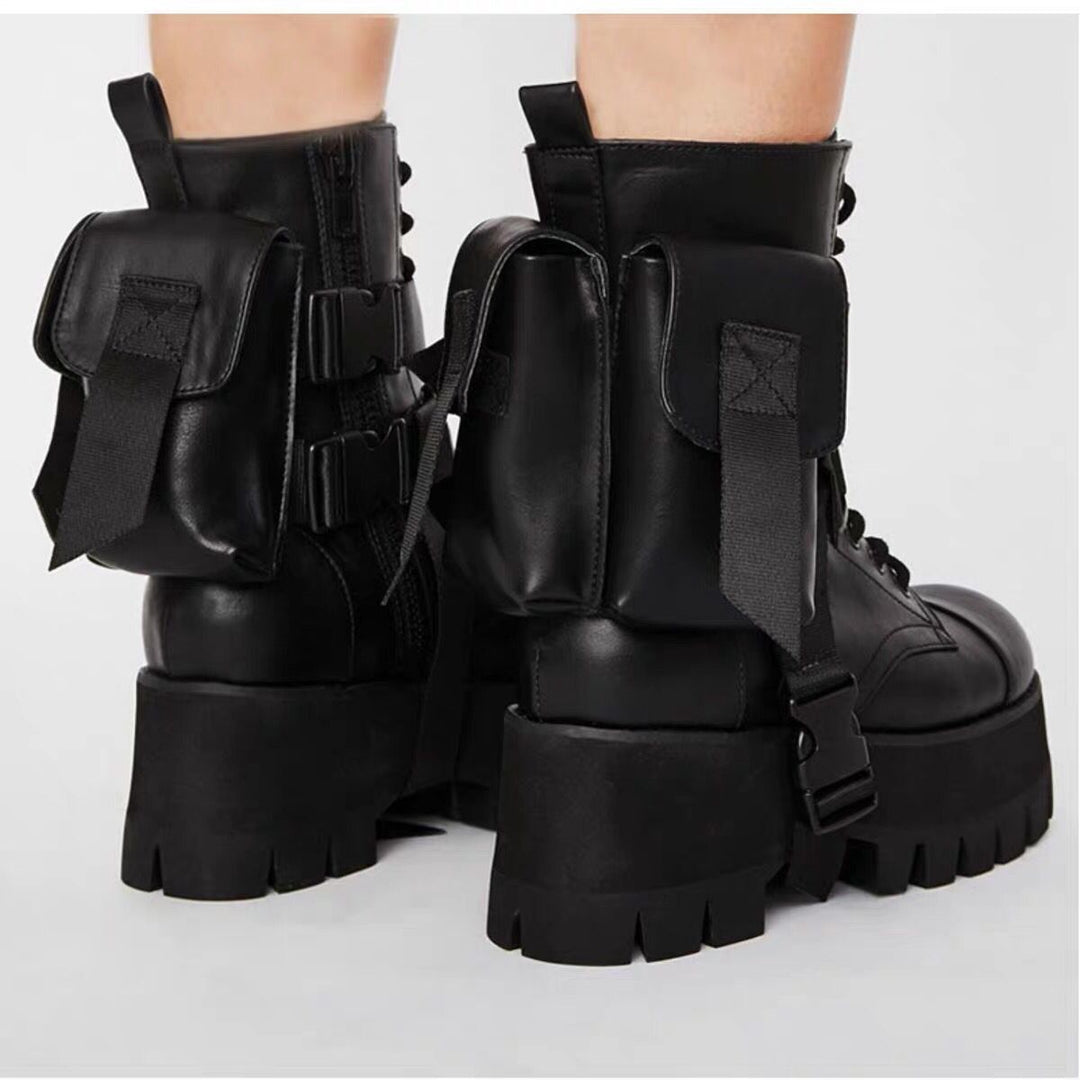 Femme Chunky Combat Støvler med Utility Lommer Stilla