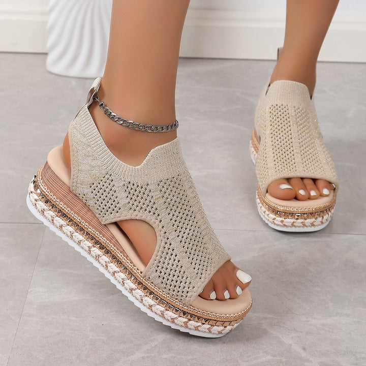 Dame Smart Casual Plateau Sandaler med åndbart overmateriale og skridsikker sål Stilla