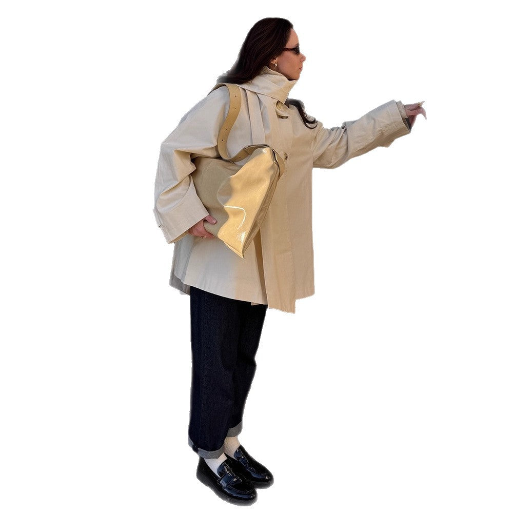 Dame oversized Cabanjakke med praktiske knapper og moderne ståkrave Stilla