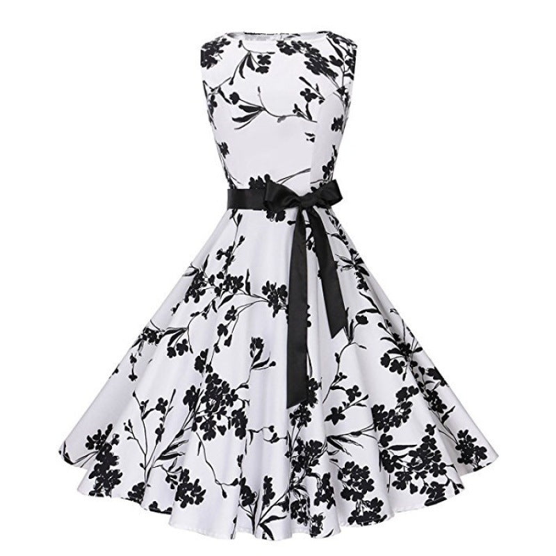 Kvinders vintage svingekjole med blomstermønster og skræddersyet silhuet Stilla