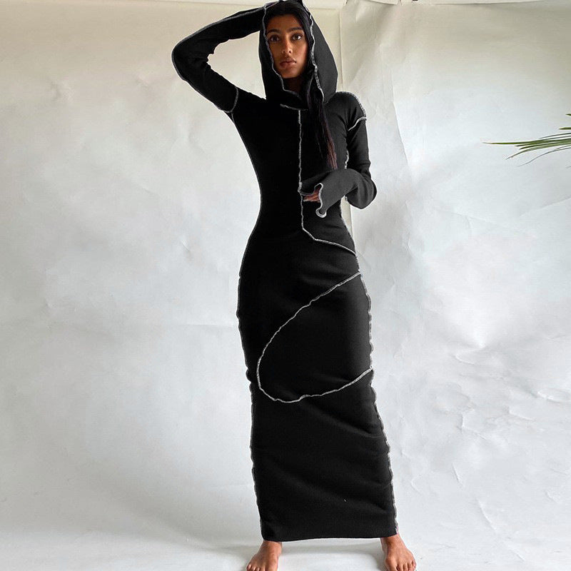 Dame longsleeve kjole med hætte og raffineret snit Stilla