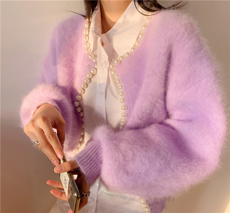 Kvinders fluffy cardigan med perlekant og trendy snit Stilla