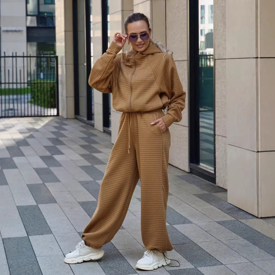 Kvindernes komfortable hættebluser med bred jumpsuit Skovae
