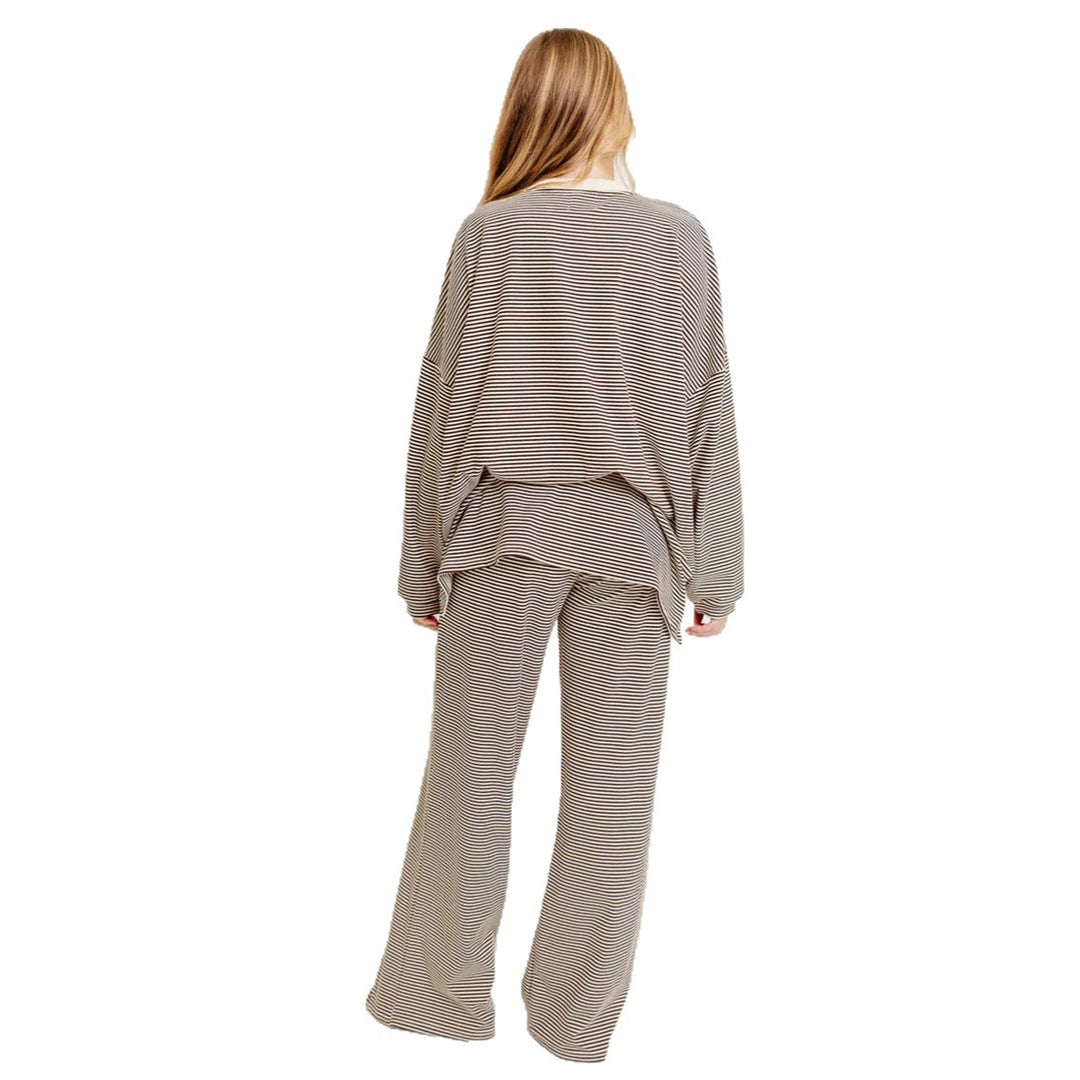 Dame nan stribet Komfort-sæt i fint ribjersey med oversized pullover og vidde buks Skovae