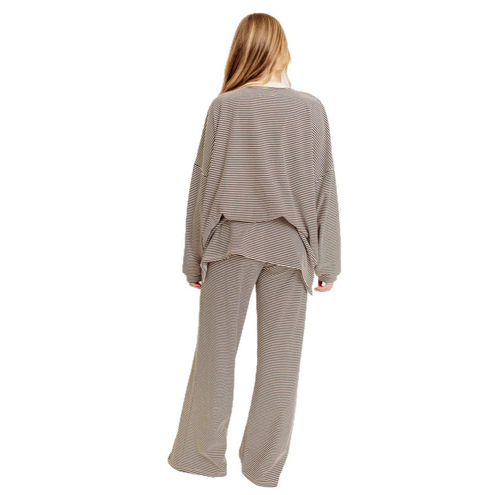 Dame nan stribet Komfort-sæt i fint ribjersey med oversized pullover og vidde buks Skovae