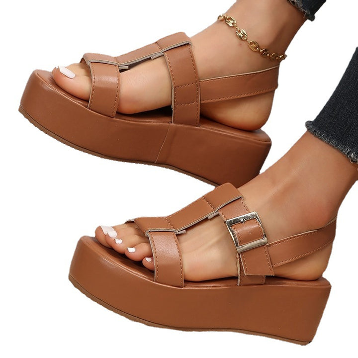 Dame Komfortable Plateau-Sandaler med justerbar rem og skridsikker sål Stilla