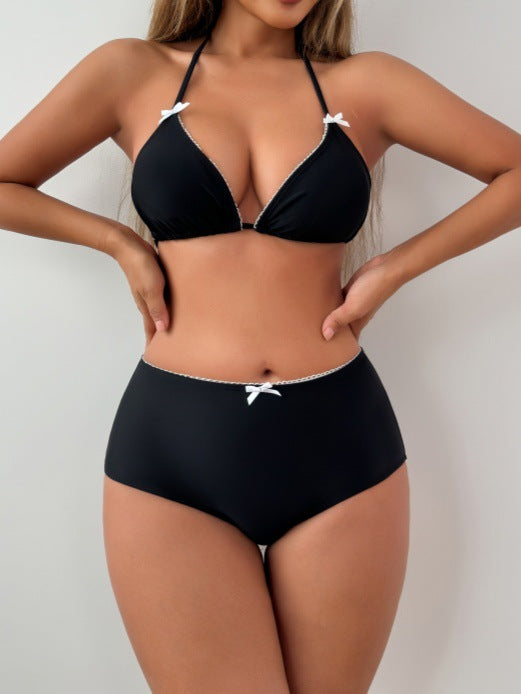 Dame Højskåret Bikini med fine detaljer Skovae