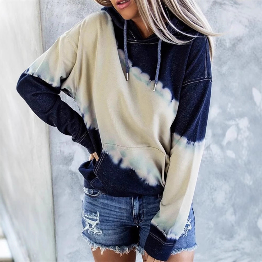 Dame løs hoodie med dybere krave og unikt batikdesign Stilla