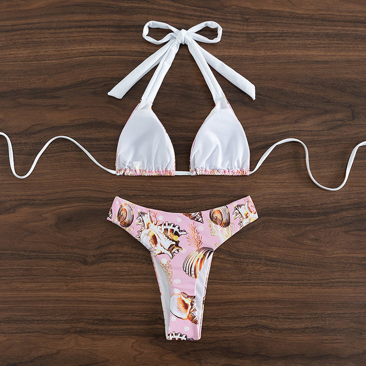 Dame triangel-bikini med trendy muslingemønster og raffinerede stropper Skovae