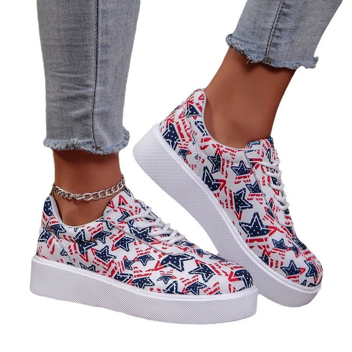 Dame Sneakers med moderne stjernemønster og skridsikker profileret sål Stilla