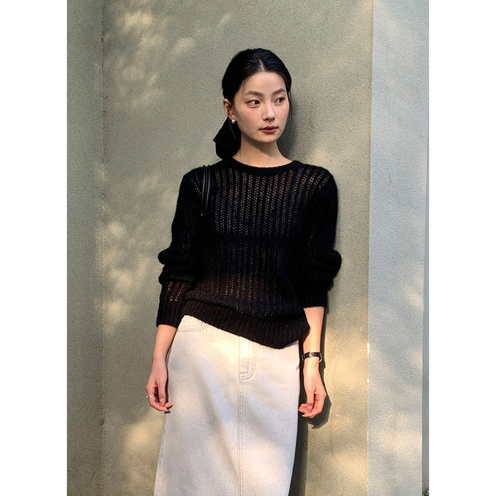 Dame let strikket sweater med fin maske struktur og rund halsudskæring Stilla