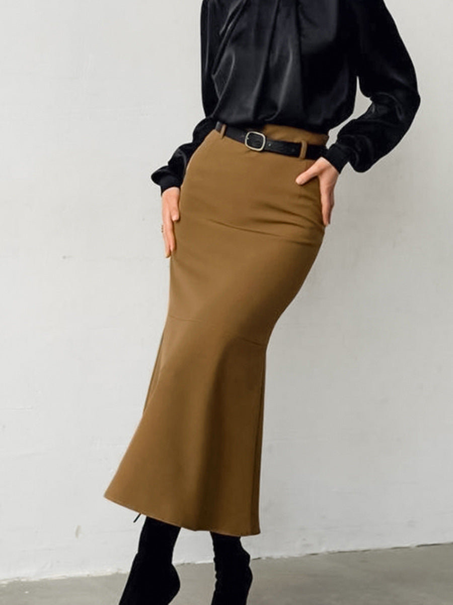 Dame elegant midikjole med voluminøs kant og elastisk talje Stilla