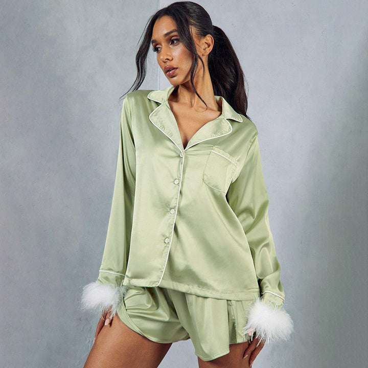 Dame Satin-Pyjama-sæt med foret ærmer og dekorative detaljer Stilla