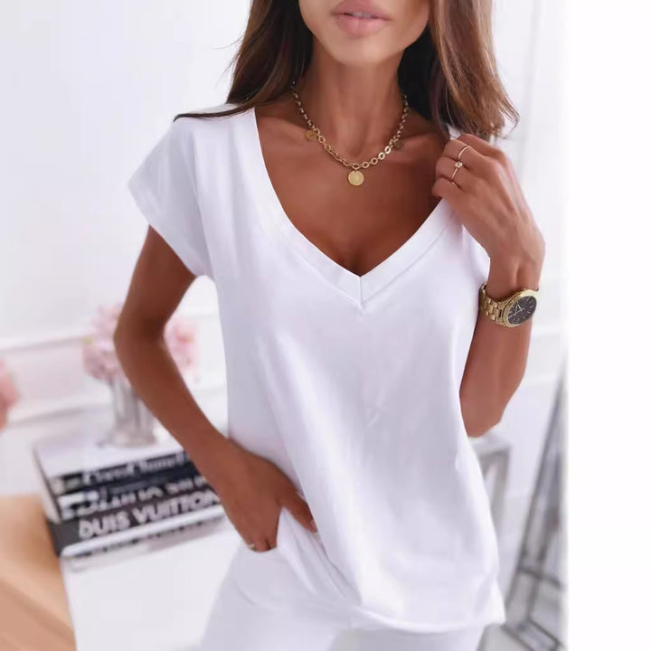 Dame V-hals T-shirt med afslappet pasform Stilla