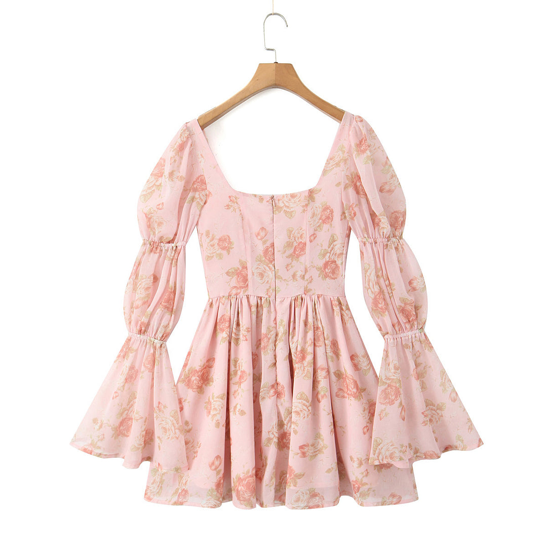 Dame romantisk minikjole med voluminøse puffærmer og blomstret design Stilla