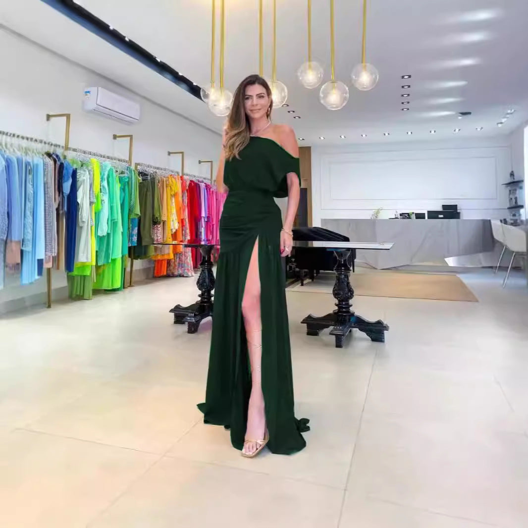 Dame Maxikjole med elegant asymmetrisk design og flydende draperinger Stilla