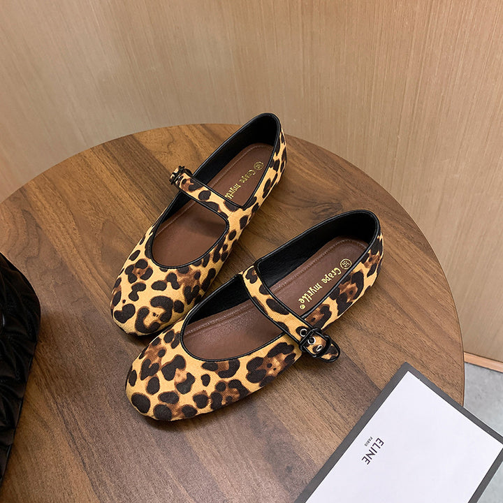 Dame Mary Jane Ballerinas med stilfuldt leopardmønster og komfortabel spænde Stilla