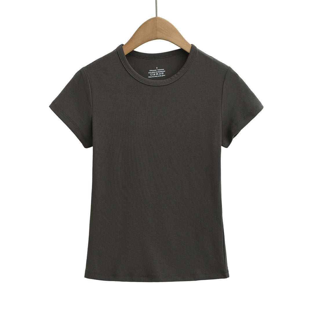 Dame Basic T-shirt med rund udskæring og tætsiddende pasform Stilla