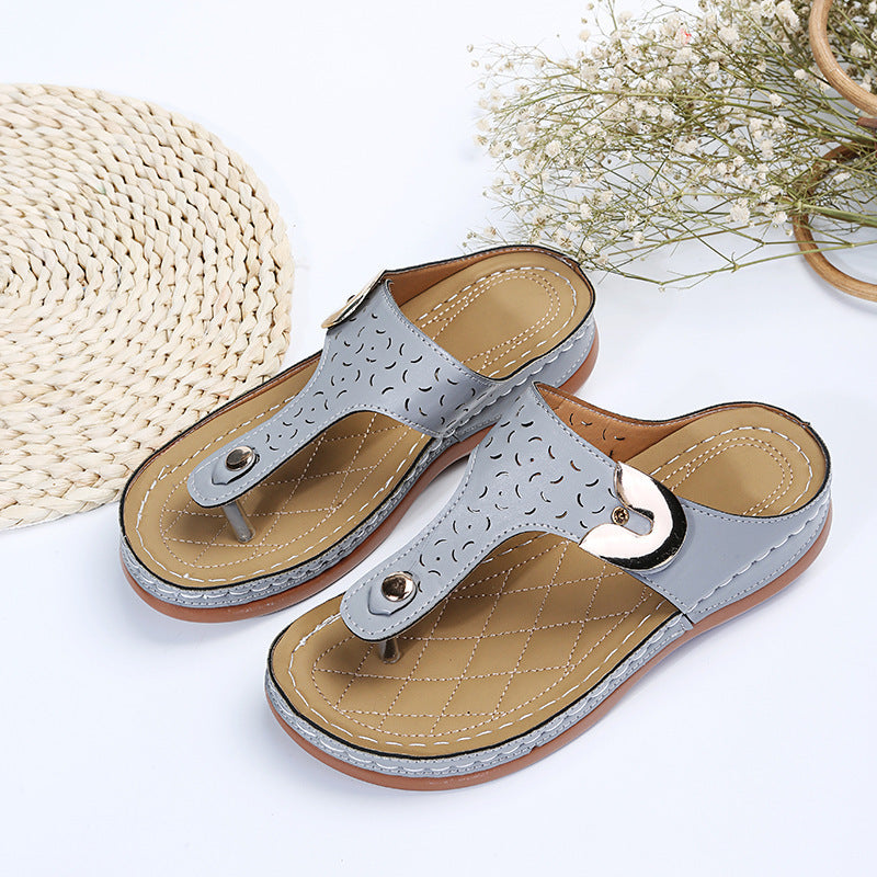 Damer Behagelig Tåsplit sandal med justerbar rem og polstret sål Stilla