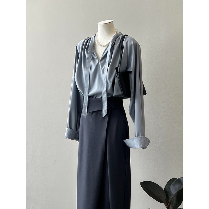 Dame elegant blouse med sløjfedetalje og fint satin-finish Stilla