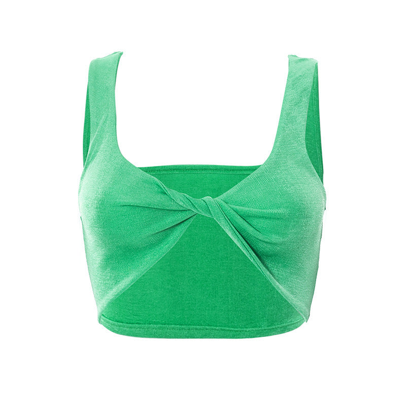 Dame crop-top med trendy indpakningsdesign og innovativ skæresnit Skovae