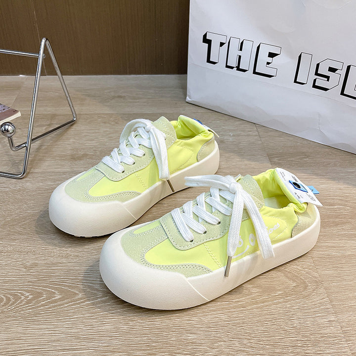 Dame Sneakers i futuristisk design med elastisk overdel og tyk sål Stilla