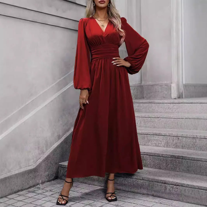 Dame Maxi-svøbe kjole med elegant slids og dyremønster Stilla