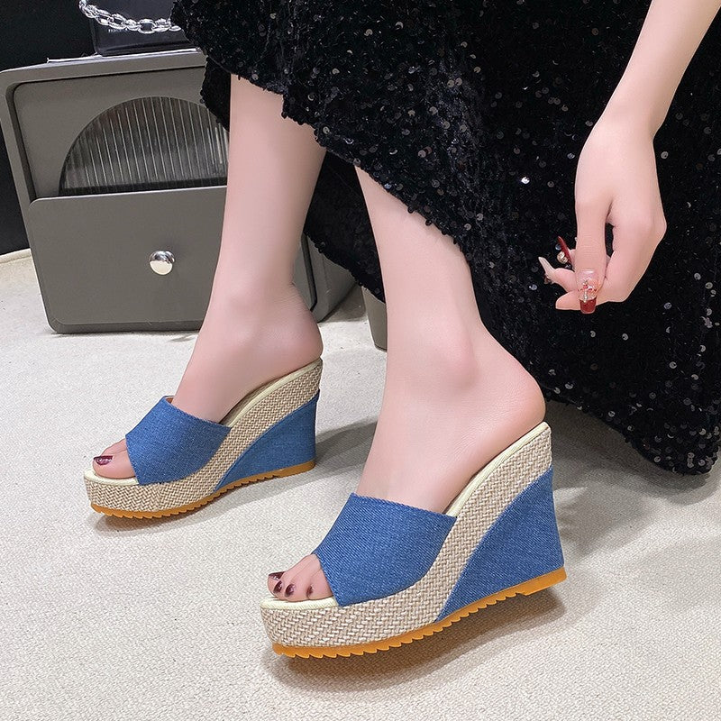 Dame Wedge-sandaler med komfortabelt remdesign og skridsikker sål Stilla