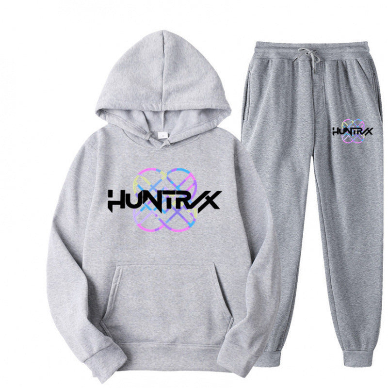 Dame tracksuit med moderne grafisk design og casual fit Skovae