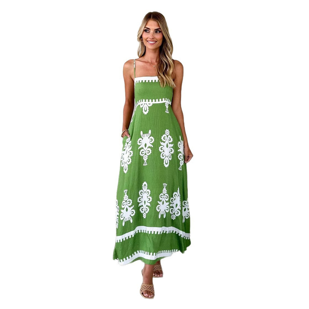 Kvindernes sommerkjole med elegant broderi Stilla