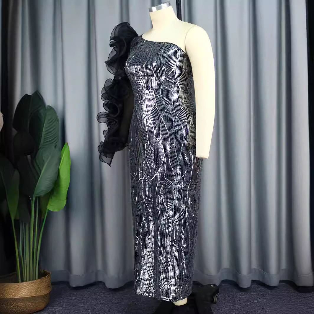 Dame Glamourøs Aftenkjole med off-shoulder design og voluminøse flæseærmer Skovae