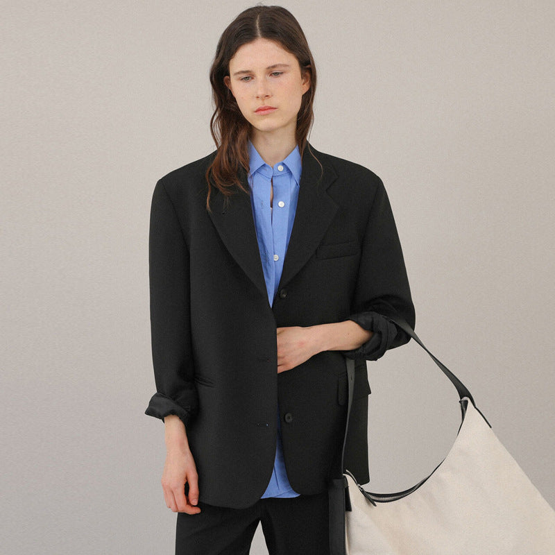 Dame Løs Oversized-Skjortebluse med elegante detaljer og voluminøse ærmer Stilla