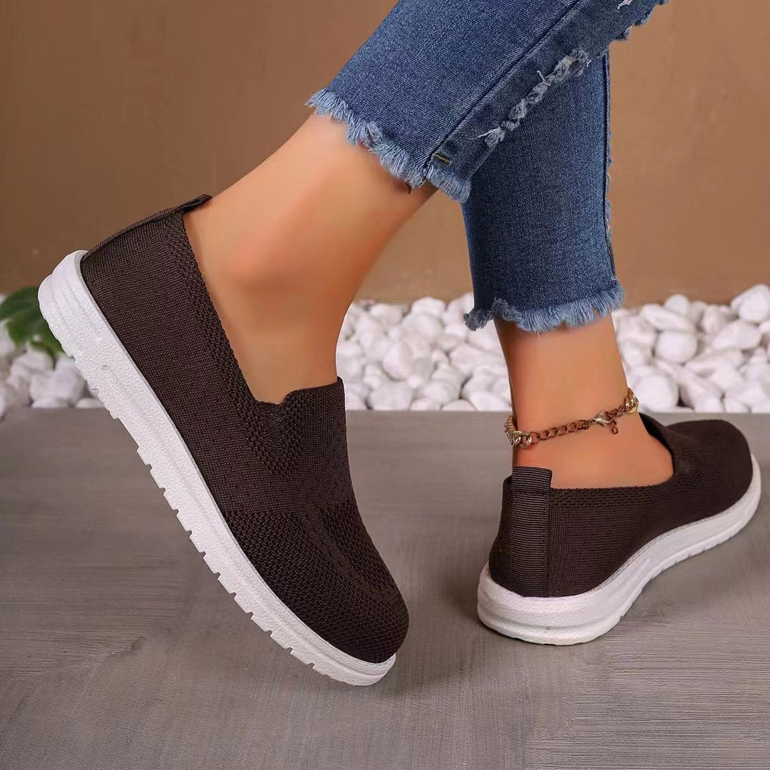 Dame Åndbare Slip-On Sneakers med fleksibelt Overmateriale og skridsikker Sål Stilla