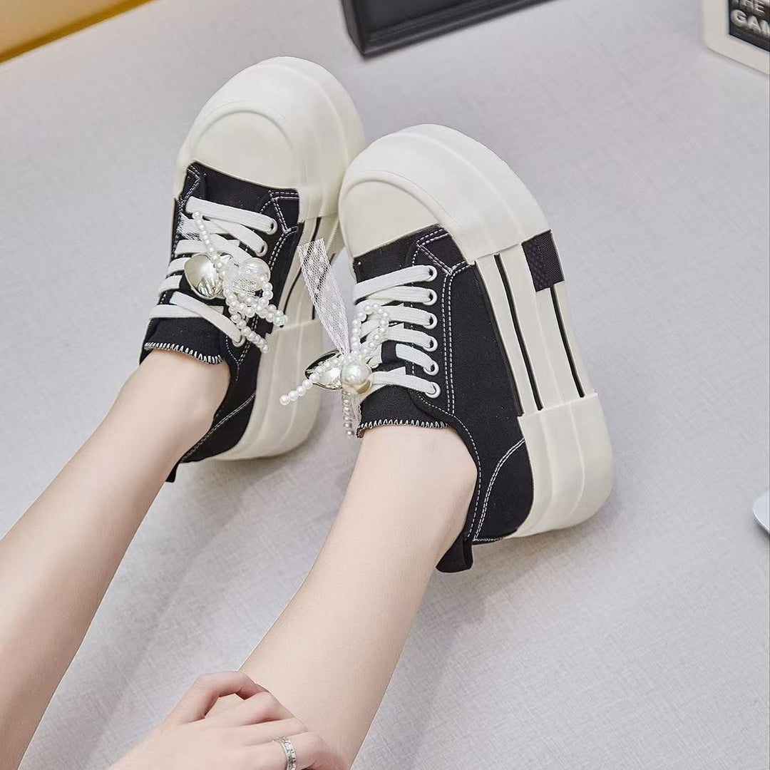 Dame platform sneakers med unikt design og/moderigtige accenter Stilla