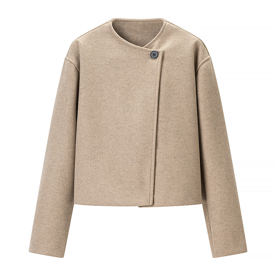 Damernes elegante korte jakke i moderne design med asymmetrisk snit Stilla