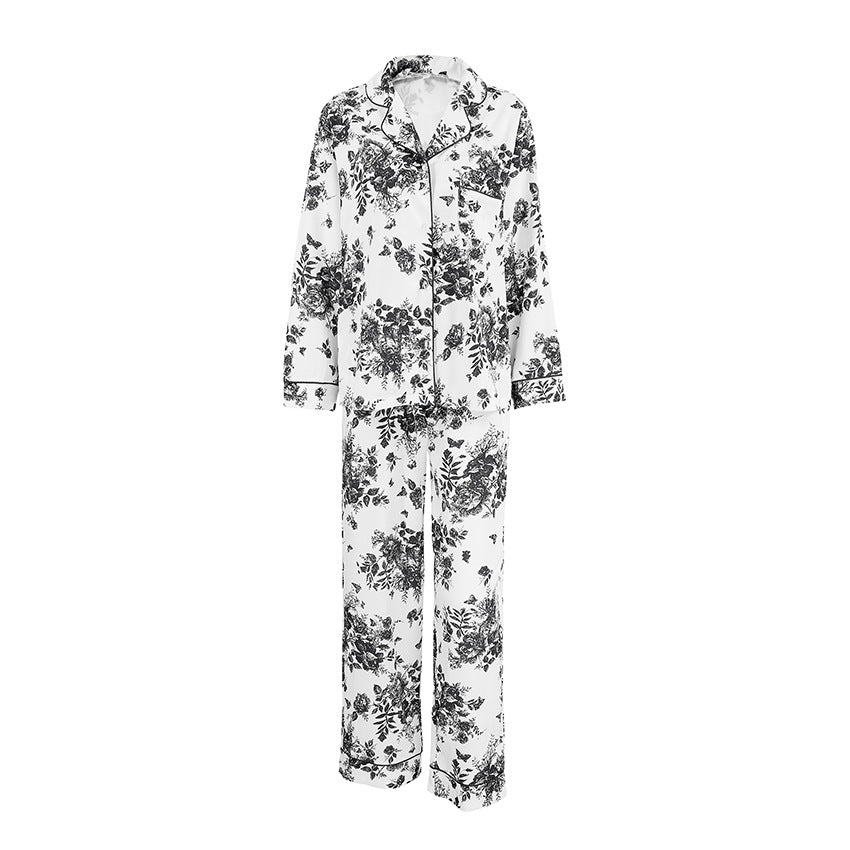 Dame satin pyjamasæt med blomsterdesign og elegante detaljer Stilla