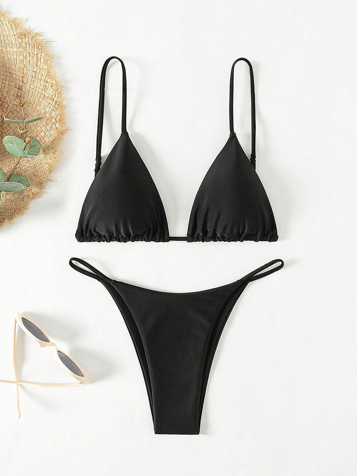 Dame trendy bikini med trekantet top og minimalistisk underdel Skovae