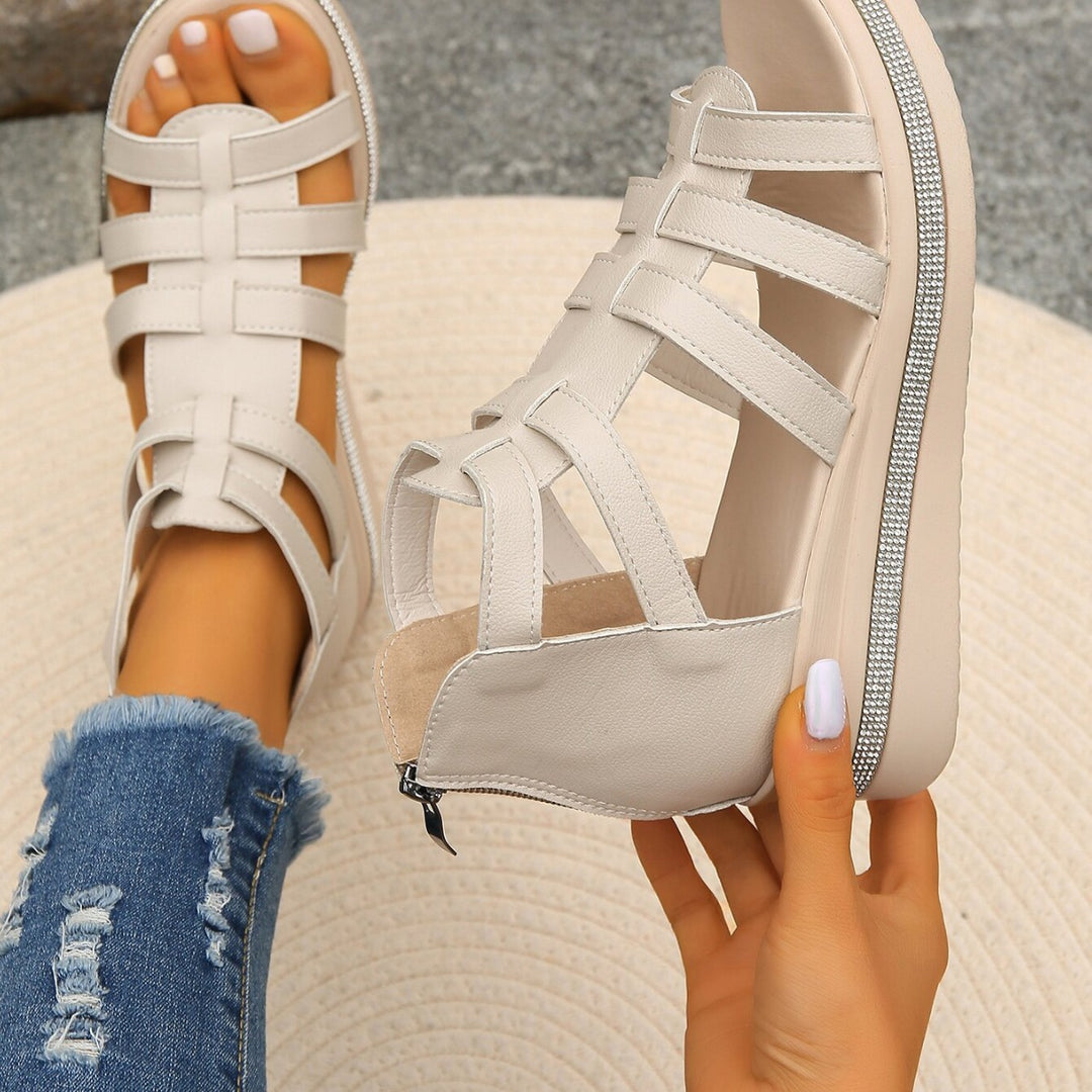 Dame wedge-sandaler med elegant remdesign og komfortabel fodseng Stilla