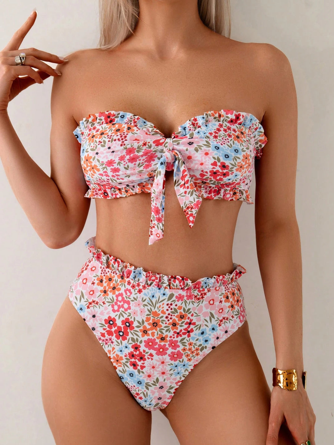 Dame Bandeau-bikini med legende rynker og blomster mønster Skovae