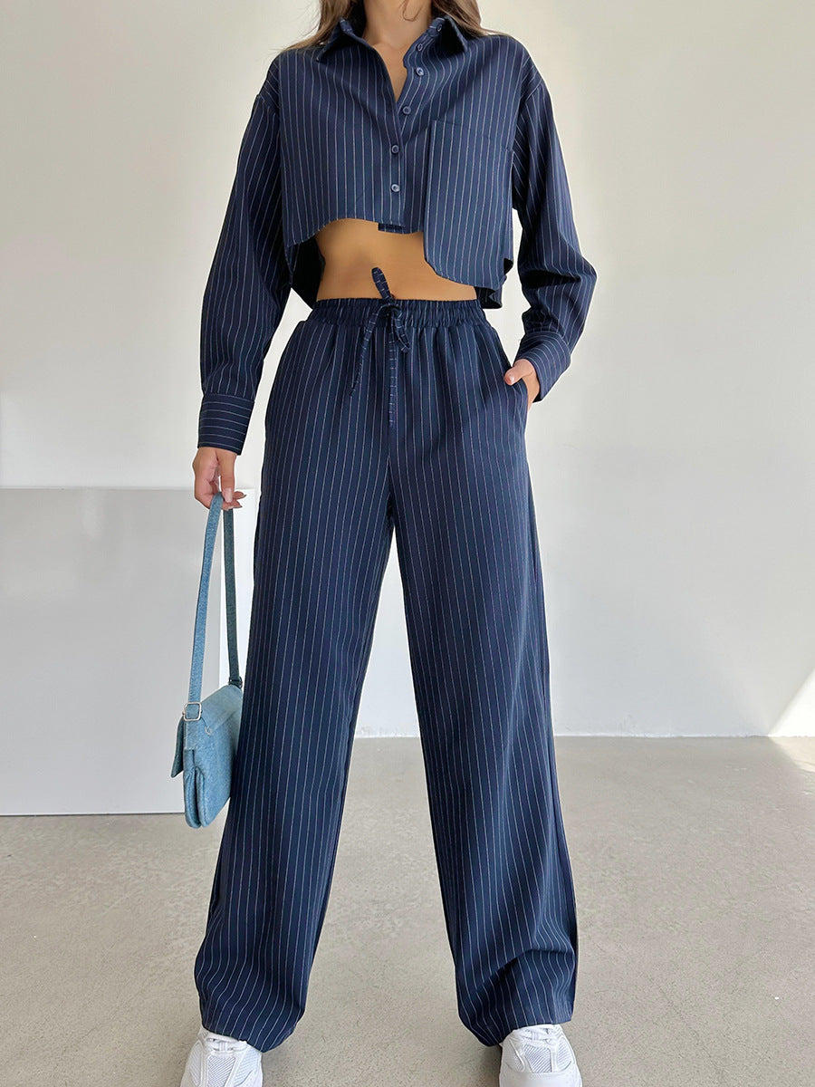 Dame sæt bestående af cropped bluse og bred bukser med elegant struktur Stilla