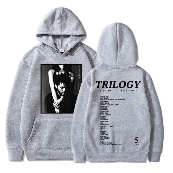Dame hoodie med kunstnerisk fotoprint og unik skrift Skovae
