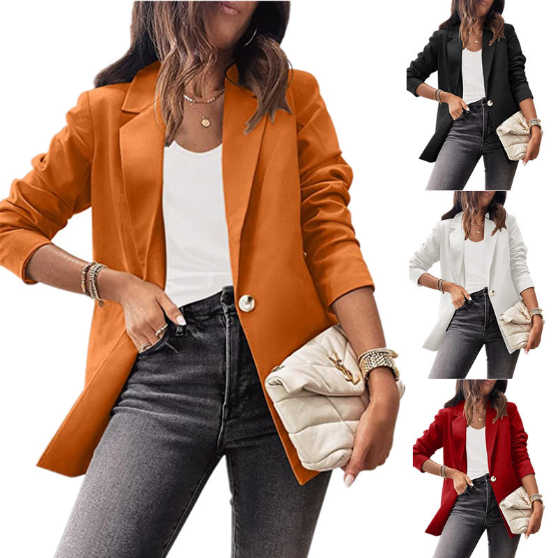 Dame Elegant Blazer med dekorative knapdetaljer og moderne snit Stilla