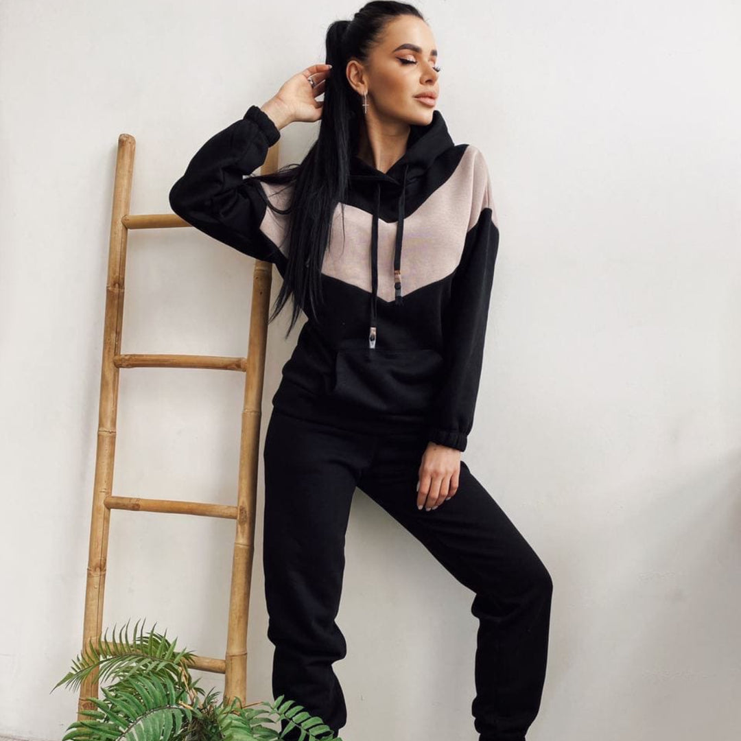 Damer sporty casual træningsdragt med kontrasterende design Skovae