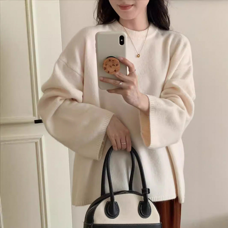 Kvinders oversized strikket sweater med bred skæring og fint materiale Stilla