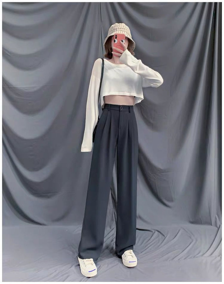 Kvinders cropped langærmet skjorte med brede ærmer og elegant silhuet