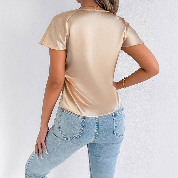 Dame satinbluse med elegante bølger Skovae